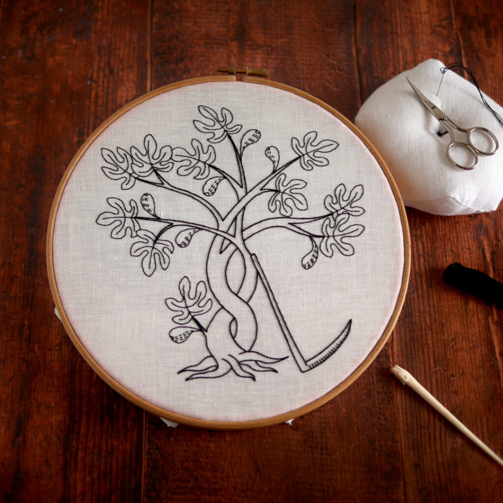 L'arbre de vie - Kit de broderie noire de la renaissance