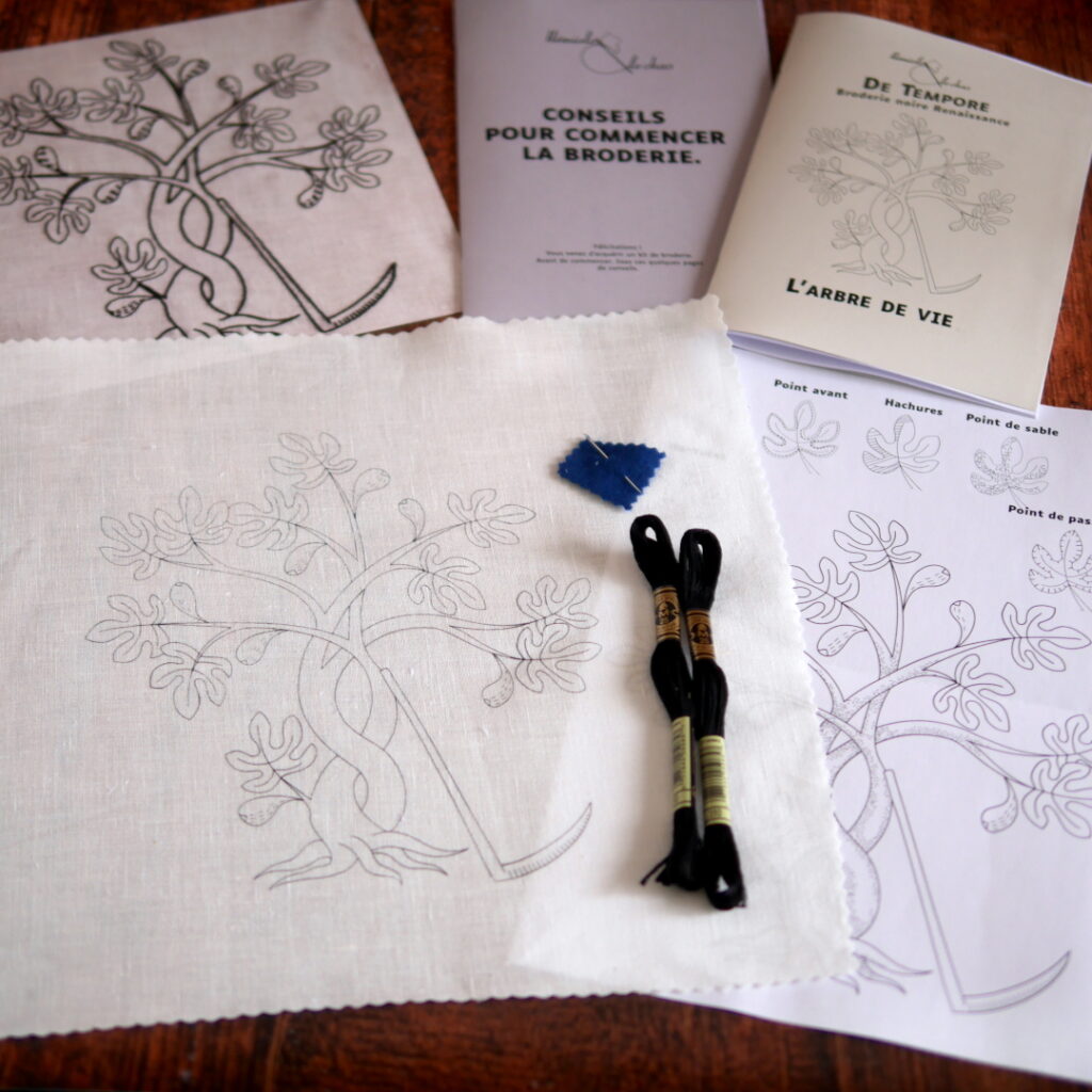 L'arbre de vie - Kit de broderie noire de la renaissance