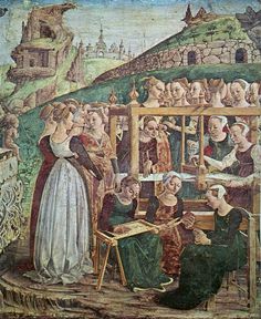 Fresque colorée. Dans un paysage de campagne. Une foule de femme est réunie. Il y a un métier à tisser horizontal avec des cadres et un peigne battant. Devant 3 femmes assises travaillent le fil. L'une d'entre elle tient un cadre posé sur un tréteau et ses genoux et travaille dessus.